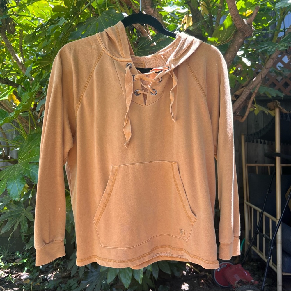 Billabong mustard hoodie